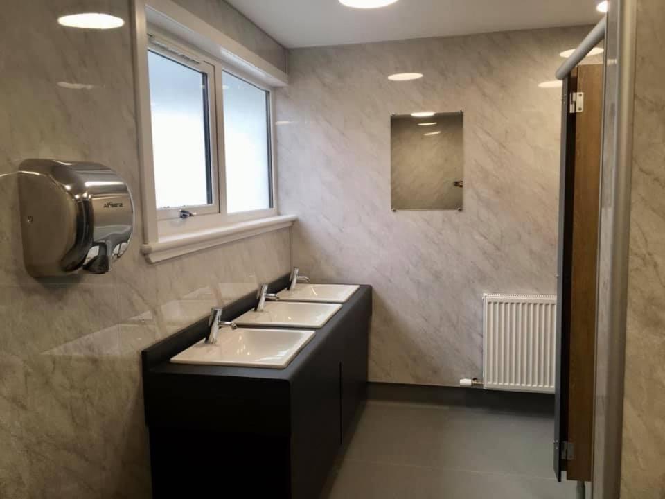 Great Glen Hostel Spean Bridge Bagian luar foto
