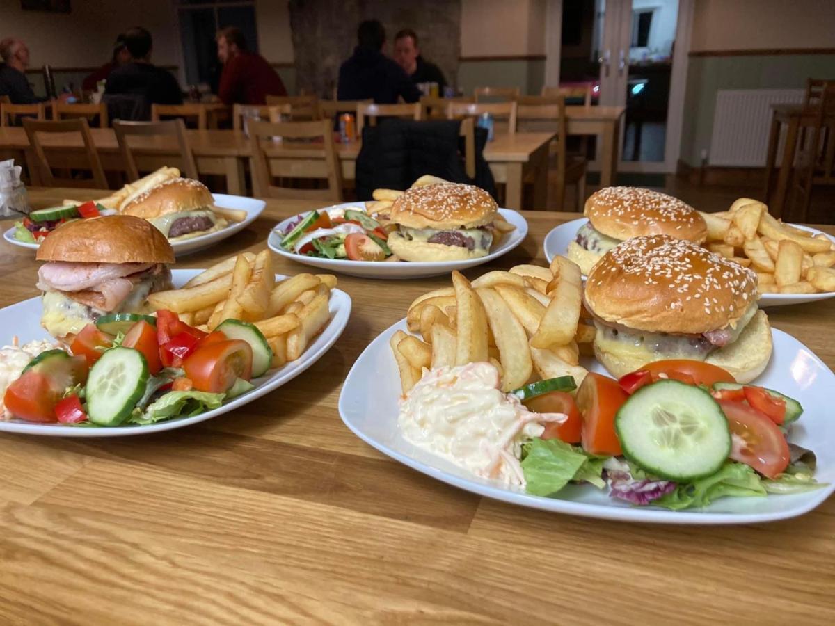 Great Glen Hostel Spean Bridge Bagian luar foto