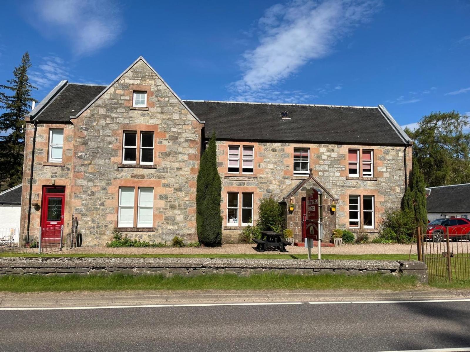 Great Glen Hostel Spean Bridge Bagian luar foto