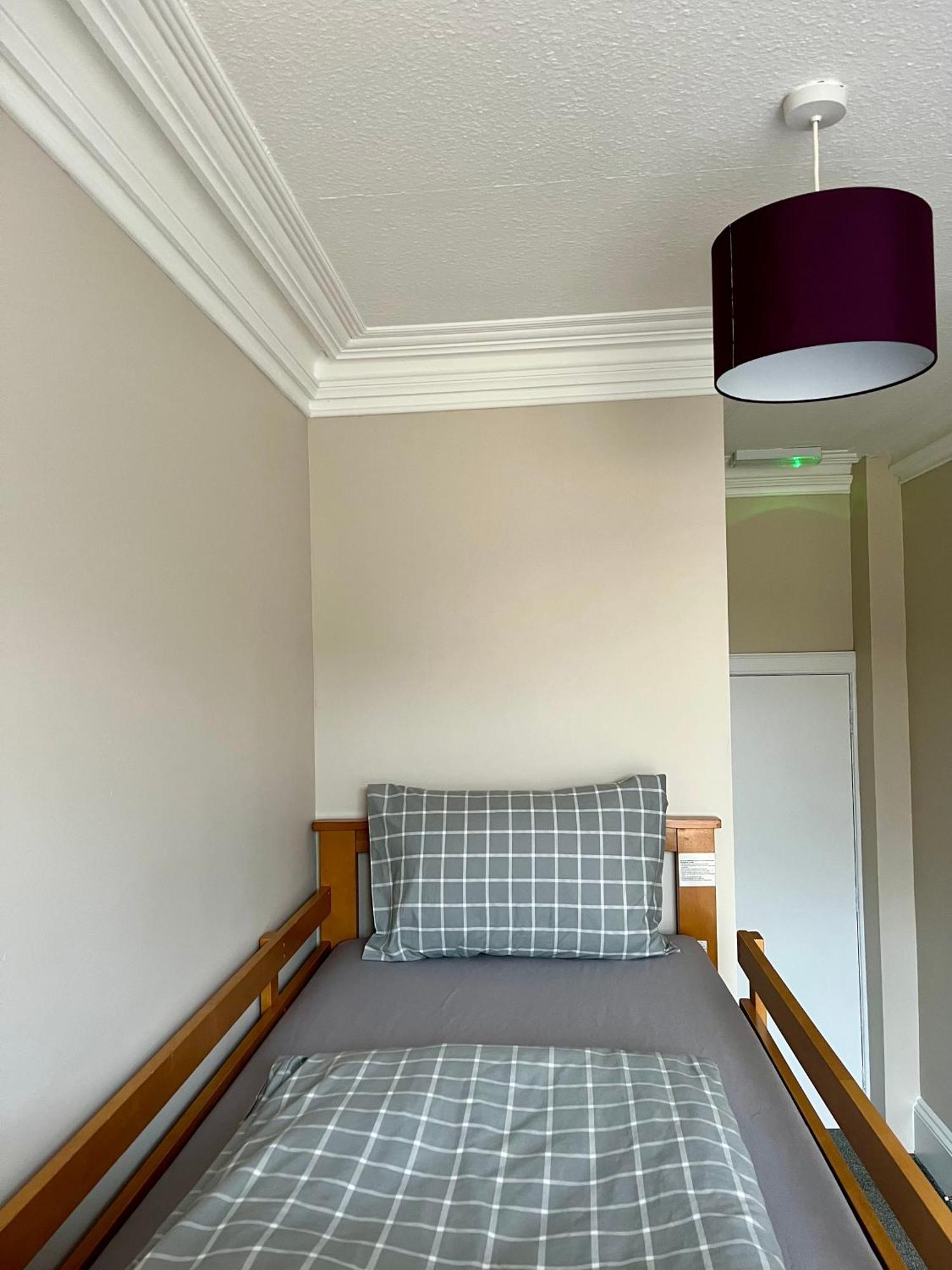 Great Glen Hostel Spean Bridge Bagian luar foto