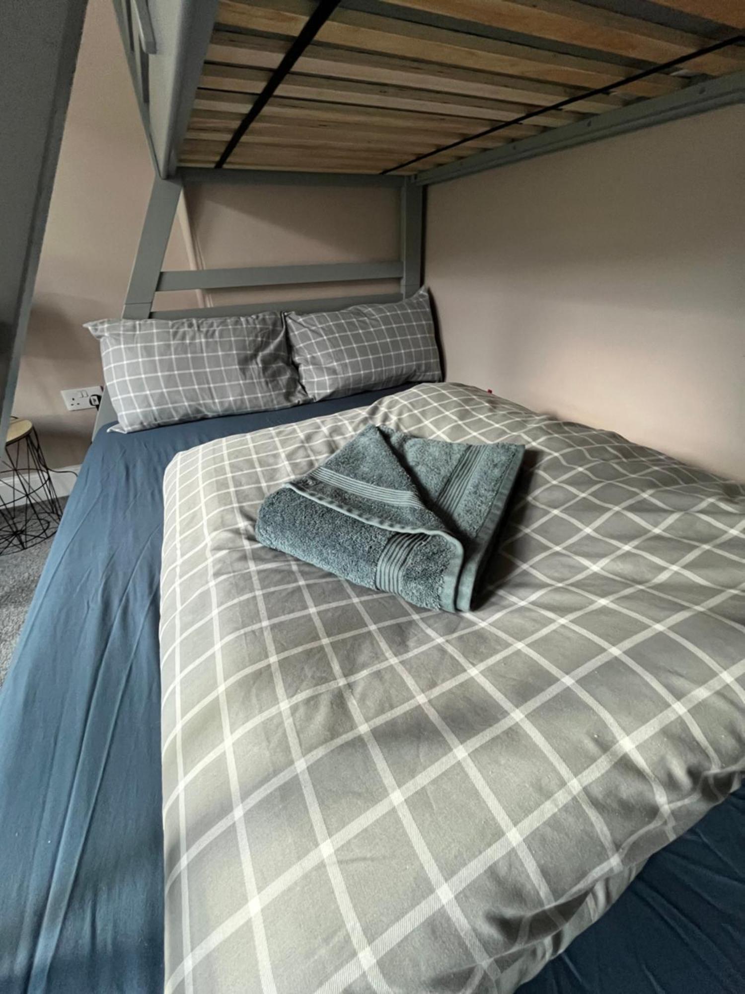 Great Glen Hostel Spean Bridge Bagian luar foto