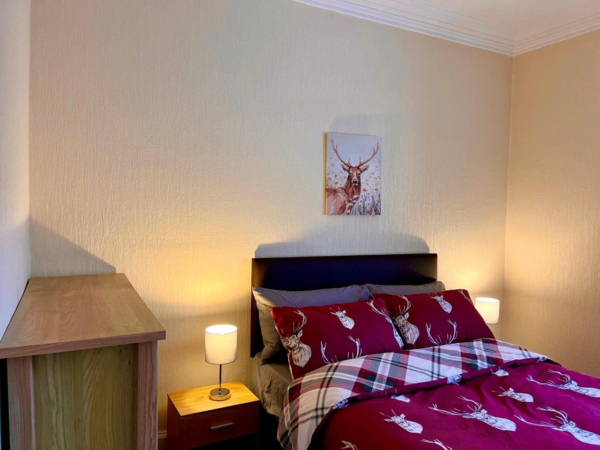 Great Glen Hostel Spean Bridge Bagian luar foto